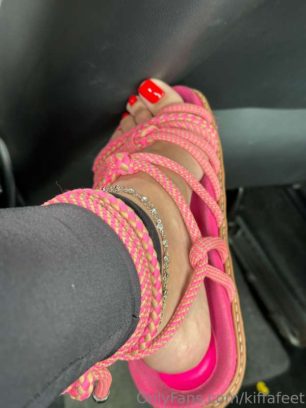 lovely red nails 2