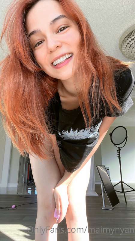 I feel so happy today, can you tell? 😆

Also very very very .. 6