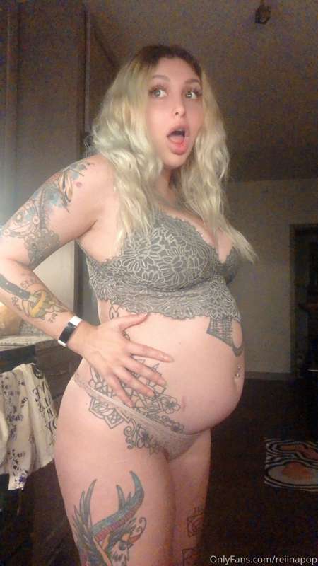 funnel chugging gain shake after stuffing, bloating and infl.. 1
