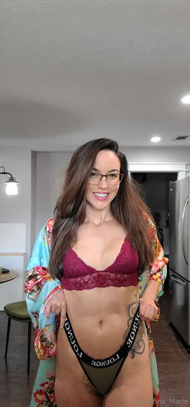 Hope you're having a great Monday so far! 💞