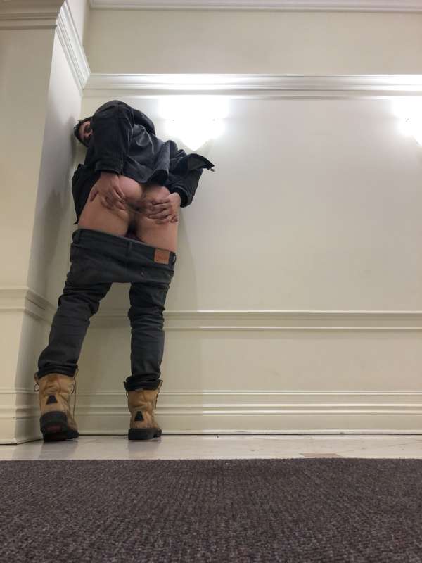 hotel lobby inspection