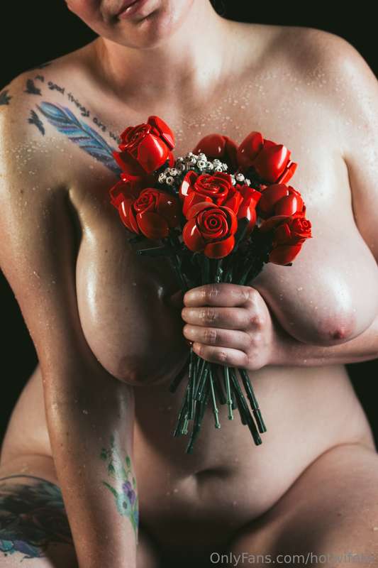 Love these Lego rose pictures!  2