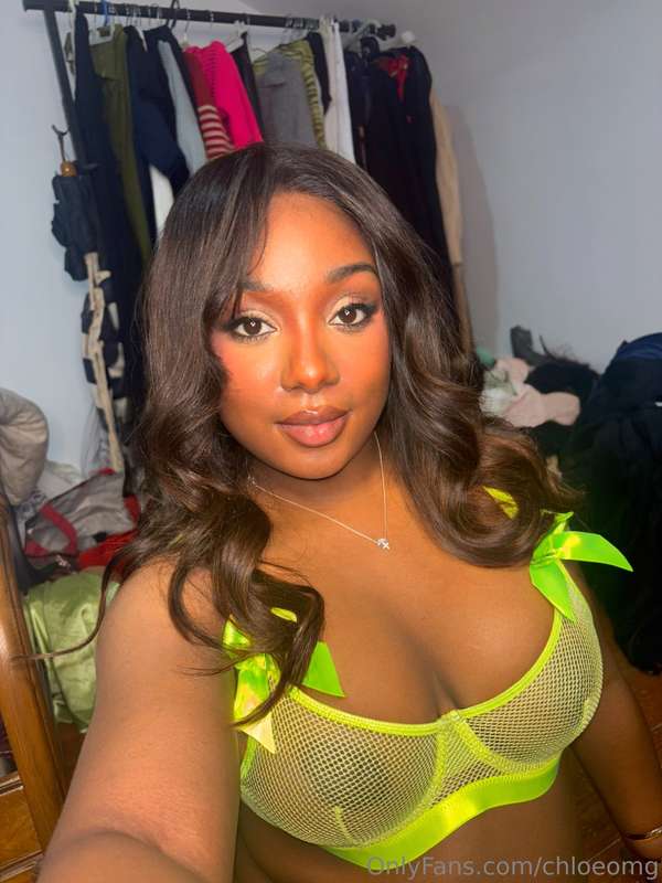 Hi guys 💚✅🤑 2