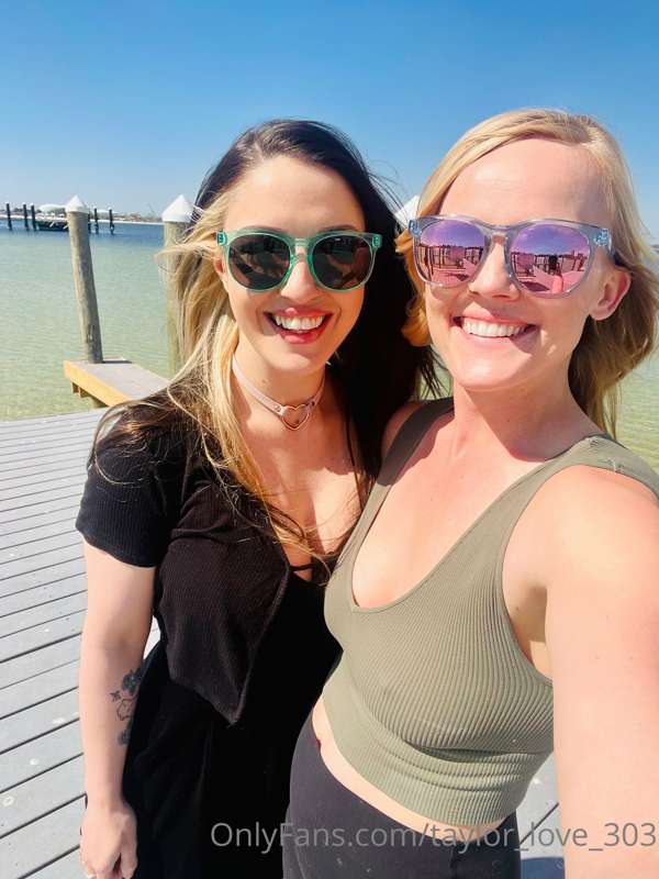 Went to lunch with @missheatherbby today & took some risky f.. 2