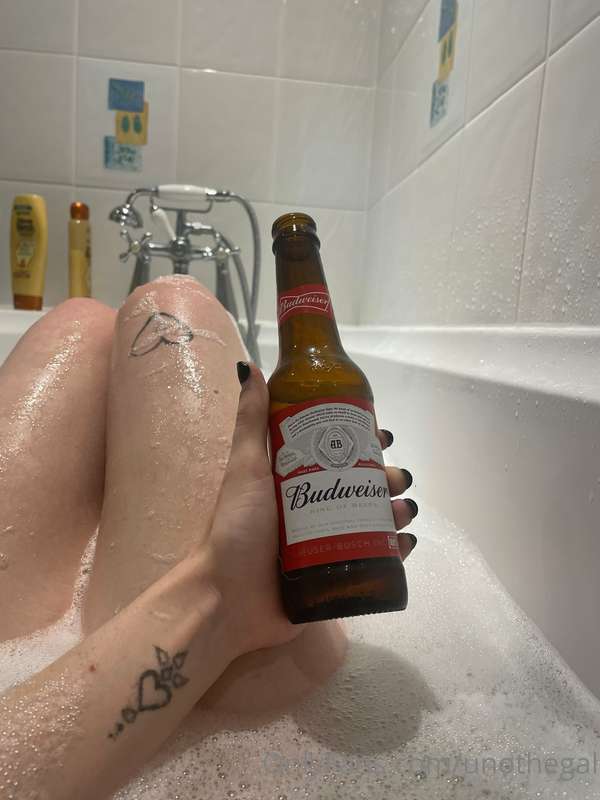 🍻 only the problem is it’s Budweiser 3