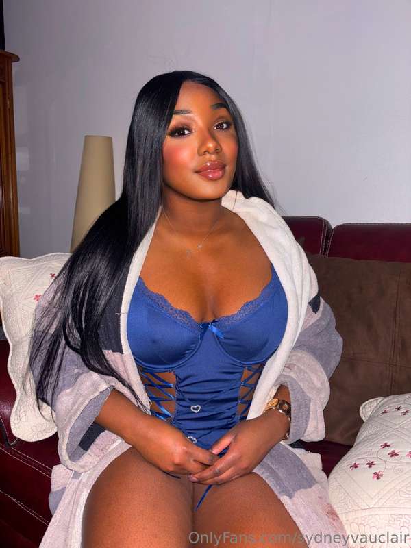 Comment tu me trouves ?Et si tu venais me le dire en DM ? 🤭
