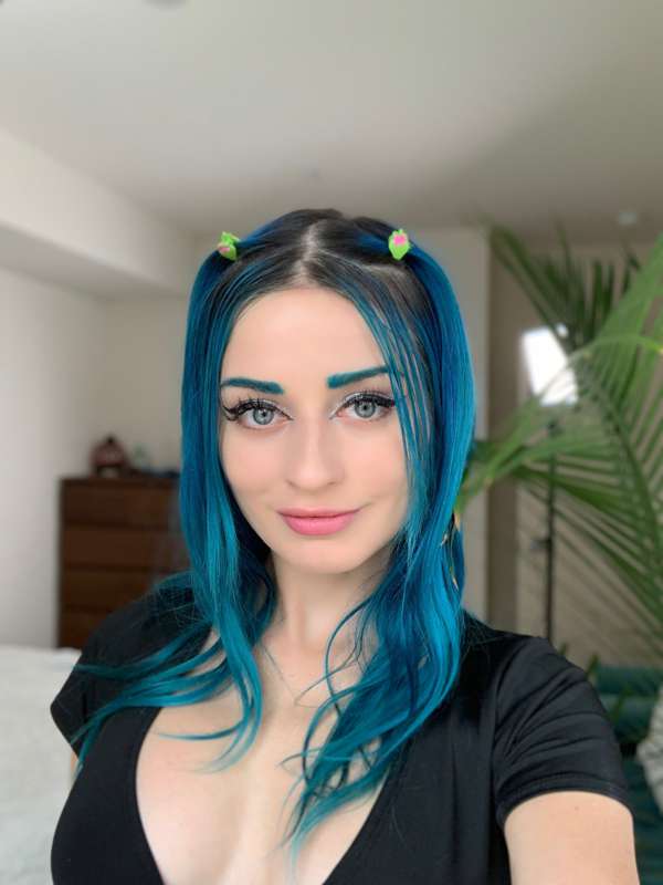 Hey there lovers 💙 hope everyone is having a great Saturday ..