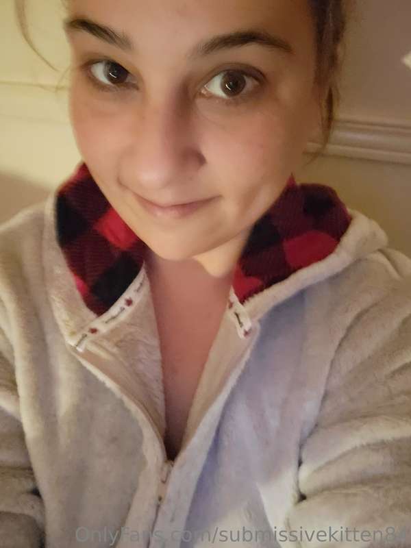 New onesie, pics wirh titties posted too 😘 4