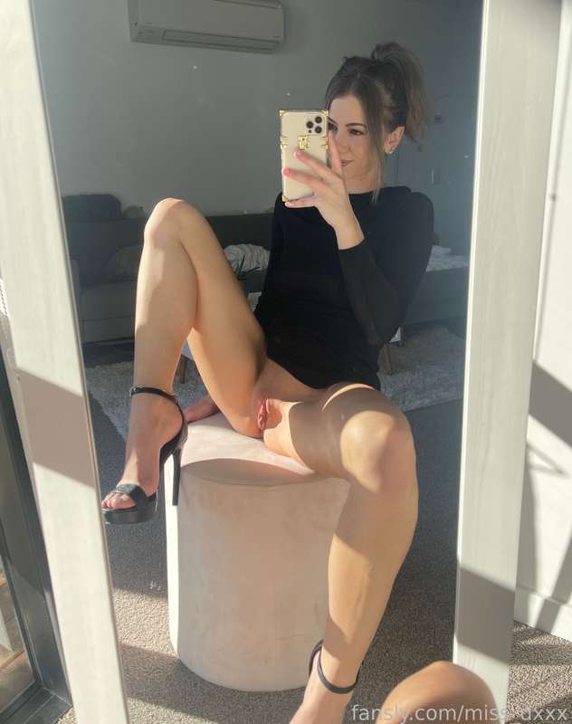 Miss_Dxxx - Fansly - 25 Aug, 2021 2