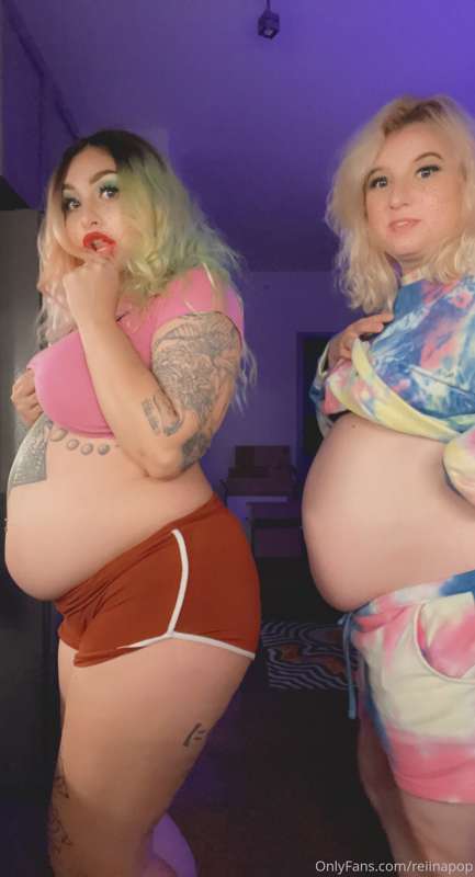 sooo stuffed after both 4/20 streams last night - stuffed an.. 29