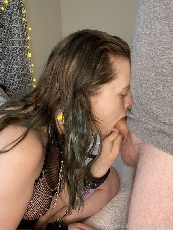 do u like how cute i am with something in my mouth?