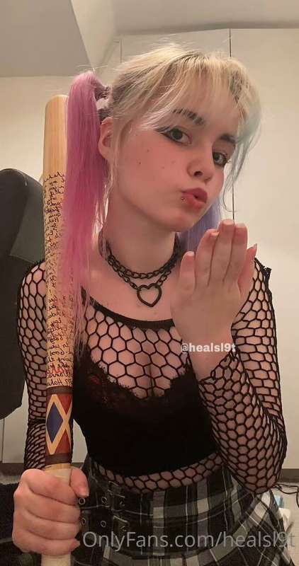 make-shift harley quinn cosplay, her costume should be arriv.. 5