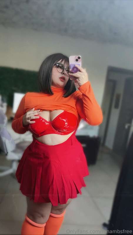 alguna idea para el proximo cosplay? 🙈😏