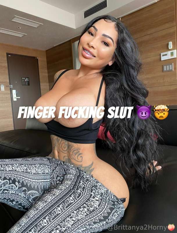 𝗟𝗲𝘁 𝗺𝗲 𝗯𝗲 𝘆𝗼𝘂𝗿 𝗠𝗔𝗠𝗜 𝘁𝗼𝗻𝗶𝗴𝗵𝘁 😈🤤Let's get that cock out, and s..