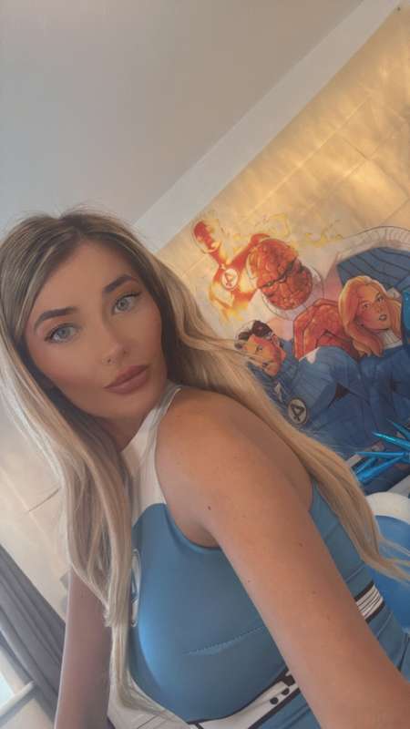 IM LIVE NOW!!!