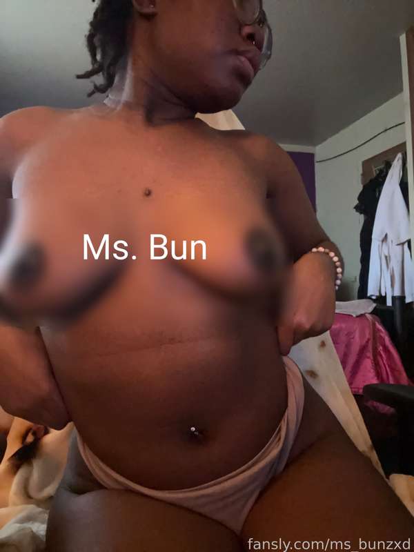 Ms_Bunzxd - Fansly - 27 Dec, 2023