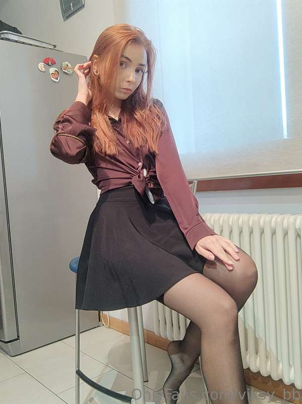 I'm not Marilyn Monroe) but when I get turned on😈 my skirt f..