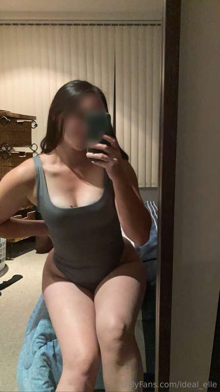 Ideal_Elle - Onlyfans - 2025-07-08T16:00:28