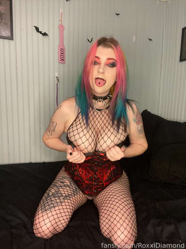 Roxxidiamond - Fansly - 02 Jun, 2024 48