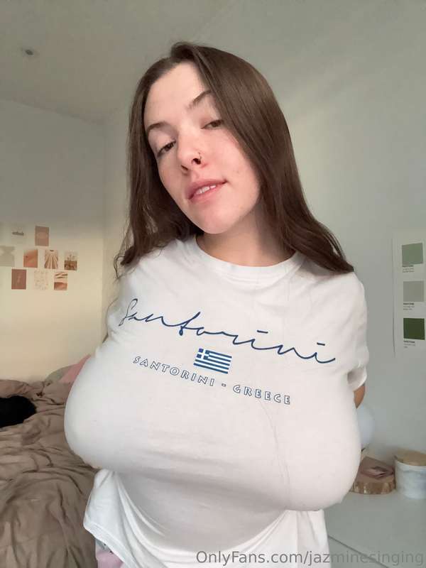Dm me if you wanna see me make this top see through😌 How is ..