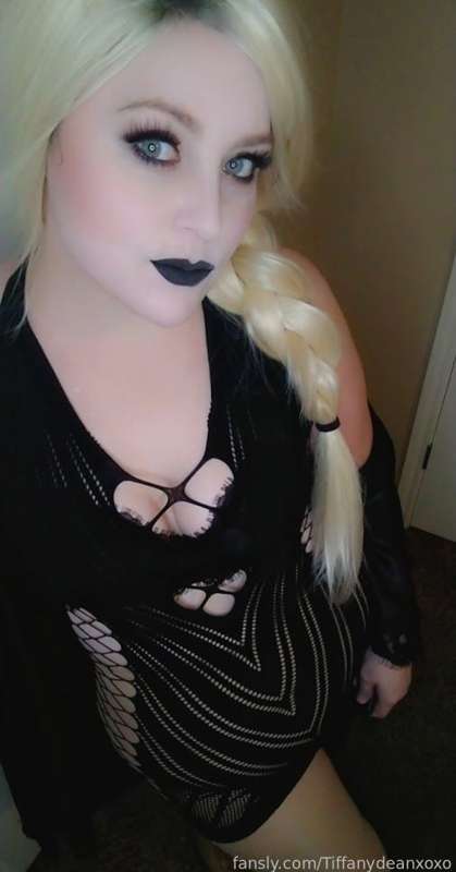 Tiffanydeanxoxo - Fansly - 17 Jun, 2022 15