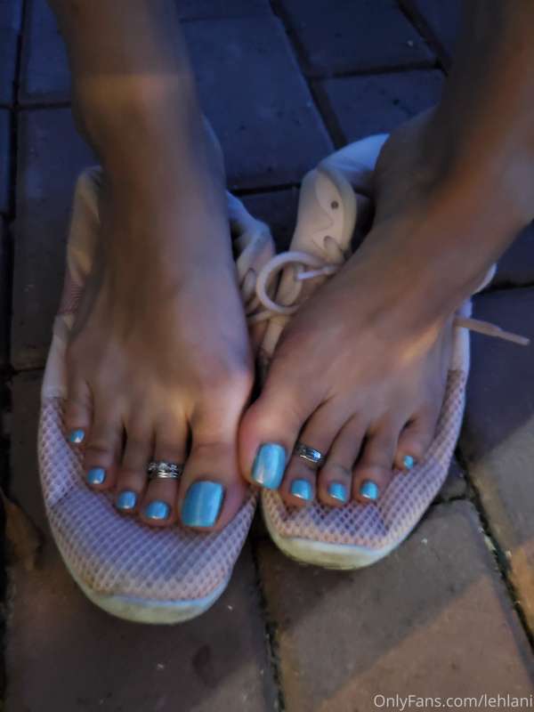 I think feet like these need to be loved 😇😊💕