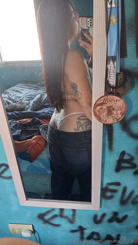 Emma2023Hi - Onlyfans - 2024-05-30T07:00:22