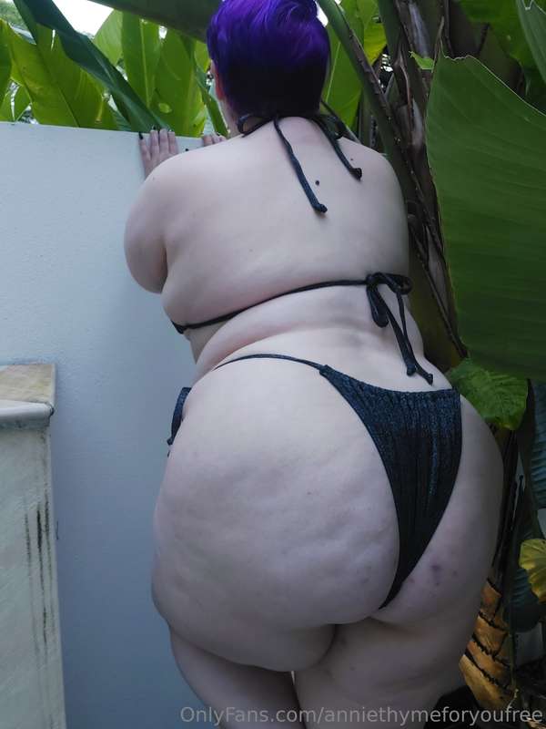 It's a good day when you I post booty! 