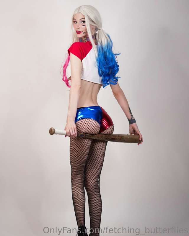 You get to see my Harley Quinn pictures first, because I jus.. 7