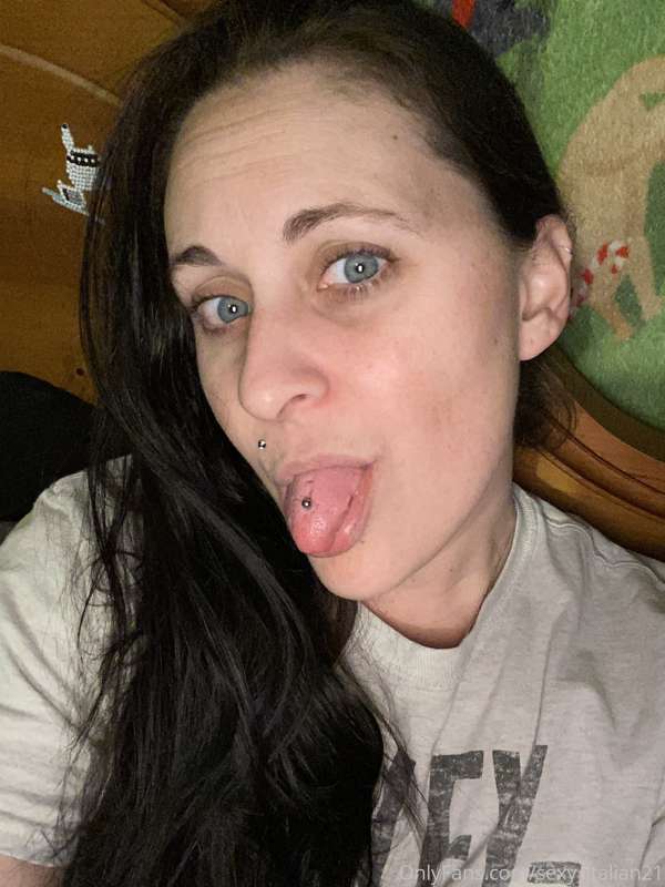 Im great with my tongue 👅