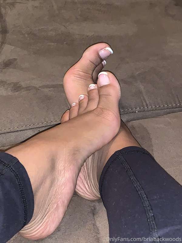 so who’s paying for my next pedicure? 👣