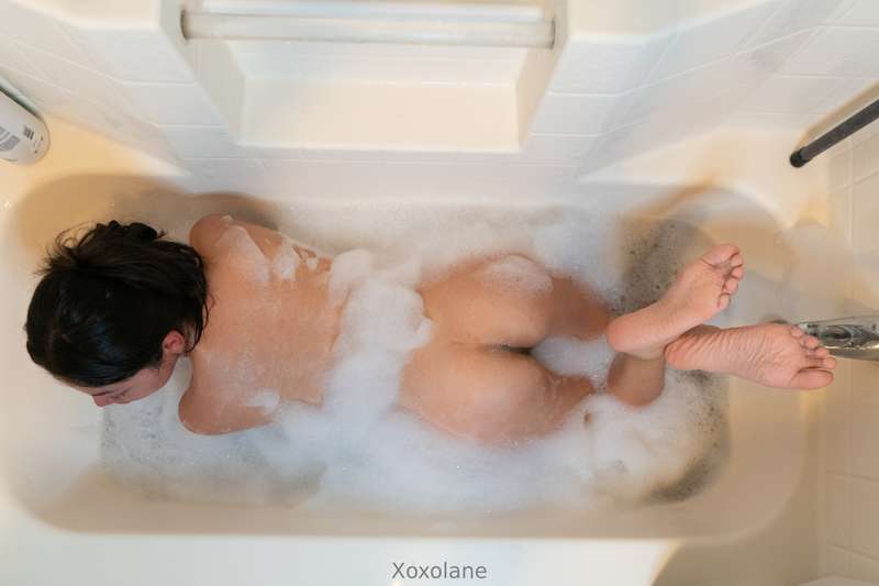 come over and help me get clean 🧼 2