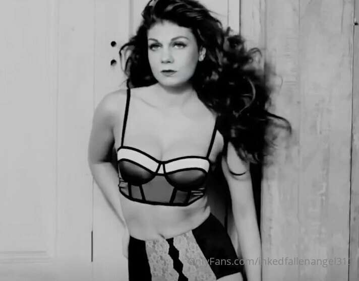 Inkedfallenangel313 - Onlyfans - 19 Jan, 2022 9