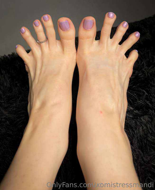 Would you like to see some close ups of my beautiful soles a.. 3