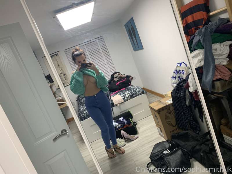 fun fact, never wear a bra unless I have to ;)