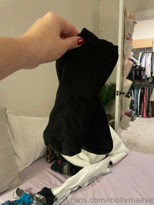 👙 **PANTIES & SOCKS 1/2 OFF WHEN YOU PURCHASE IN TOKENS ON M..