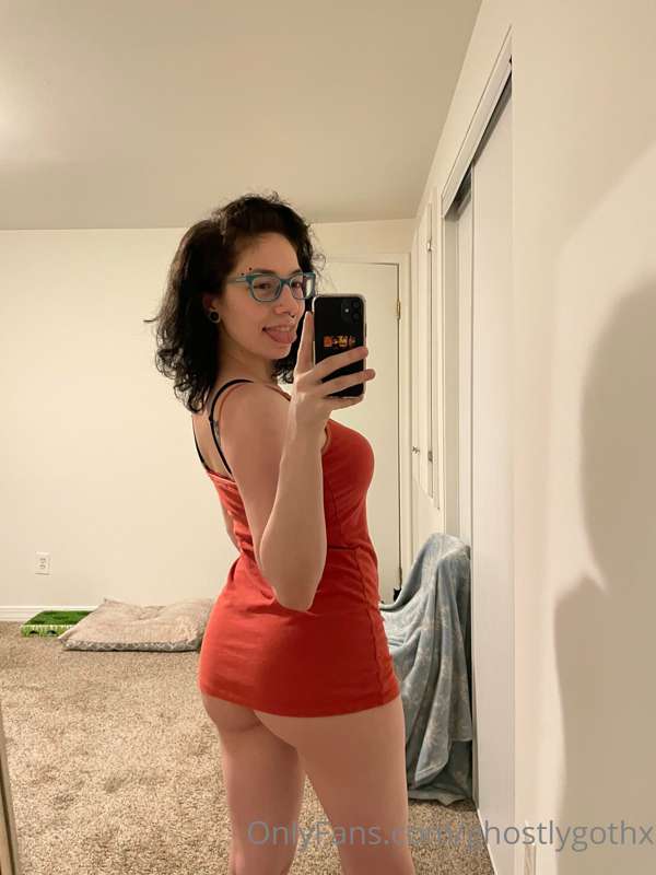 **$10.69**
Check your DMs for a bottomless set! 21 pics and ..