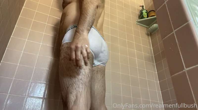 Here’s something for the guys into briefs. 😈   Tomorrow I’ll.. 3