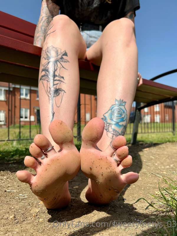 Get on your knees and lick them clean 🐶 3