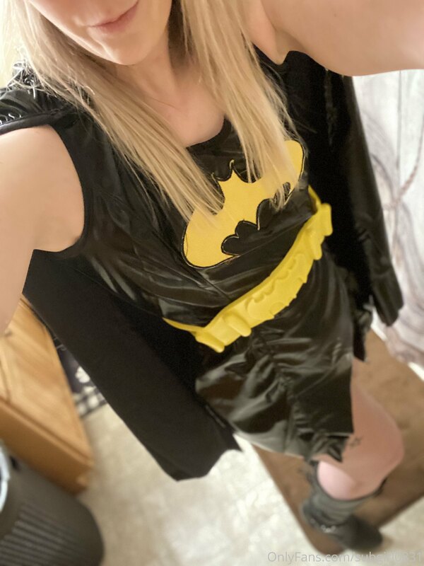 Our  hero subgirl has gotten herself into some trouble again.. 6