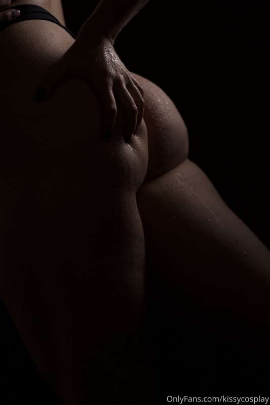 I’m still in love with these photos, also hi new people! Wel.. 2