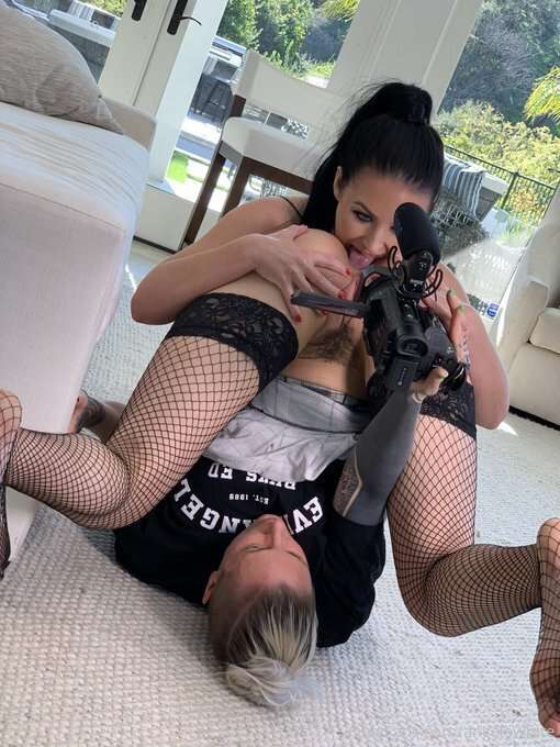 BEHIND THE SCENES: I did an insane ANAL and SQUIRTING scene .. 9
