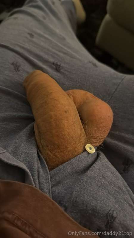 Daddy21Top - Onlyfans - 20 Nov, 2024 1