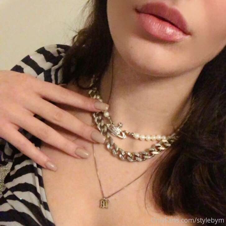 SWIPE to see me talk about my top three favorite necklaces💕 ..