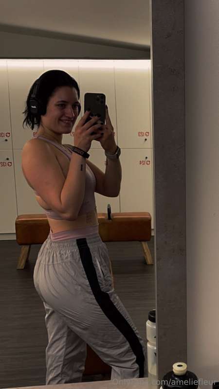 Nach dem Training noch schnell ein Spiegel-Schnappschuss. Wa..