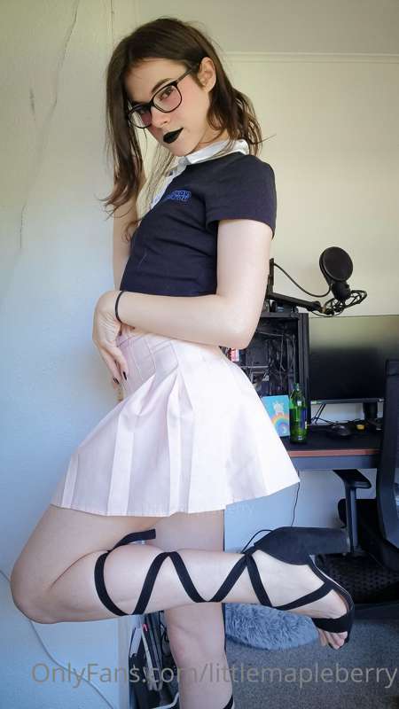 I've been feeling the pink recently, also alot of you guys a.. 6