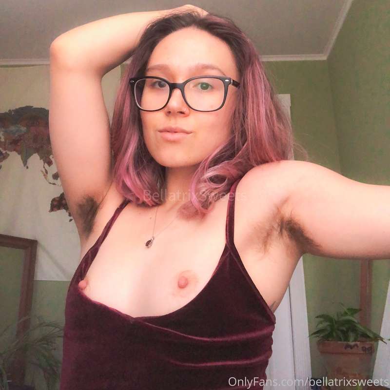 Tits and hairy armpits! 6
