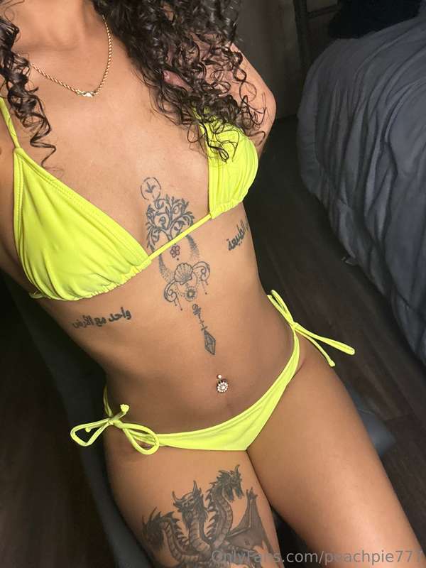 Cum join me on a late night swim💦🙈 2