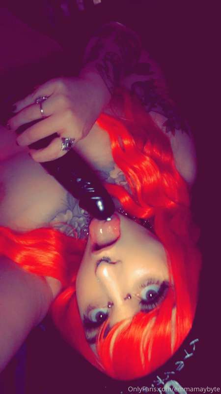 Cum play with your baby girl🖤
