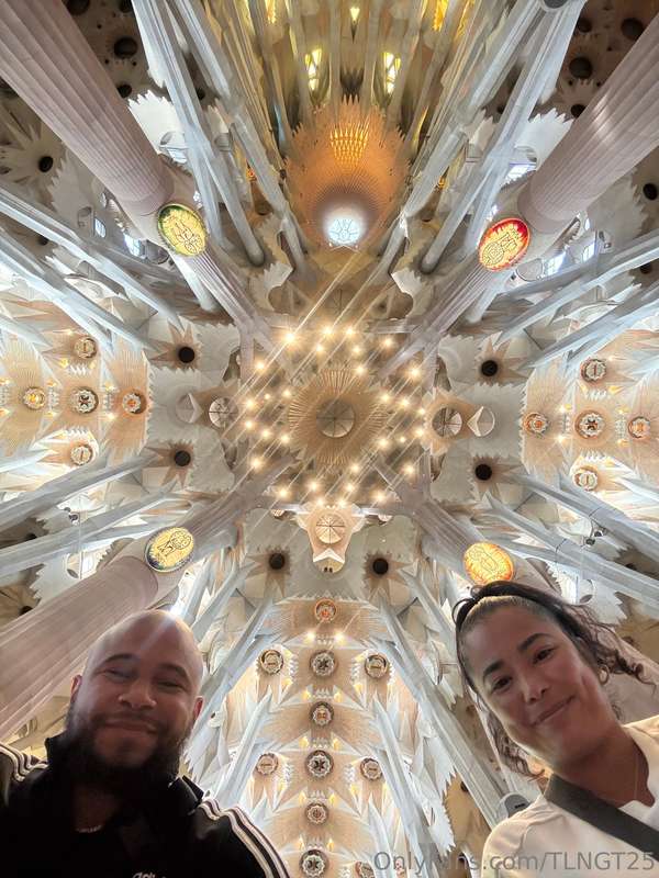 Getting in a little sightseeing/touristy stuff while in Barc.. 3